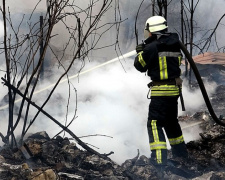 В Мариуполе ликвидирован масштабный пожар (ФОТО)