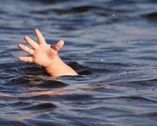 Родителям мальчика, утонувшего на пляже Мариуполя, грозит уголовная ответственность