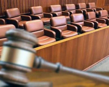 Районные суды Мариуполя ищут присяжных
