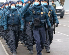 Юные гвардейцы впервые вышли патрулировать улицы Мариуполя