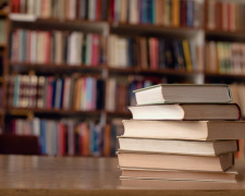 У Дніпрі збирають літературу для книжкового фонду Маріуполя – у колекції вже дві тисячі видань