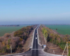 С высоты птичьего полета: в сети показали видео, как преобразилась «дорога жизни» Запорожье - Мариуполь (ВИДЕО)