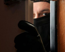 Полицейские задержали в Мариуполе «дуэт» грабителей