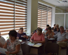 В Мариуполе переселенцы из Широкино обучаются написанию заявок на гранты (ФОТО)