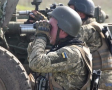 Украинский военный получил ранение в результате обстрелов на Донбассе