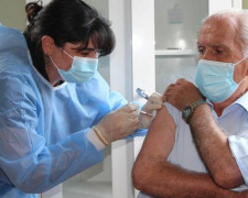 Когда мариупольские пенсионеры получат продуктовые наборы за вакцинацию от коронавируса