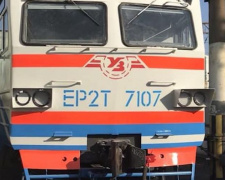 В Донецкой области запустят поезд, восстановленный после обстрела (ФОТО)