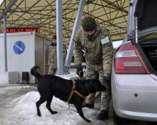 На КПВВ в Донецкой области задержали контрабанду на тысячи гривен