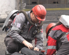 "Азовстальские" металлурги тренировались устранять чрезвычайные ситуации (ФОТО)
