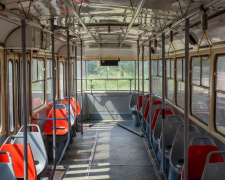 Не больше десяти: кто проконтролирует количество пассажиров в общественном транспорте Мариуполя