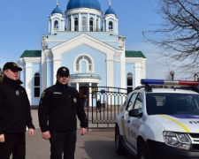 На Донетчине возле церквей на Пасху будут дежурить около 700 полицейских (ВИДЕО)