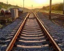 Модернизация железнодорожной ветки на Мариуполь подходит к финалу (ФОТО)
