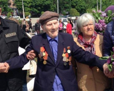 Мариупольцев приглашают поздравить ветерана со 103-летием (ФОТО)