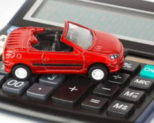 В текущем году мариупольцы будут платить налог на транспорт в два раза меньше