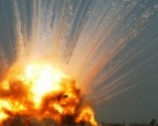 Мариуполь в воскресный вечер сотрясало от взрывов