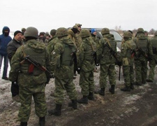 Если и устраивать блокаду в Донбассе, то только на государственном уровне, - военные