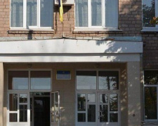 Здание мариупольской школы-интерната №2 отдали морпехам (ВИДЕО)