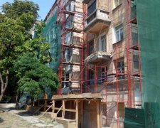 30 млн грн на две «жемчужины»: как идет реконструкция зданий в центре Мариуполя (ФОТО)