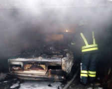 В Мариуполе в гараже сгорел мужчина (ФОТО)