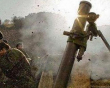 Боевики открыли огонь из гранатомета на Донбассе