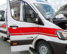 Фонд Рината Ахметова передаст украинским больницам 200 машин «скорой помощи»