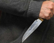 В Мариуполе двое мужчин получили ножевые ранения
