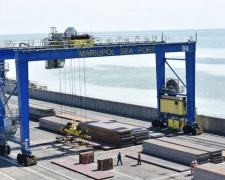 Единственный в Украине терминал для деликатной перегрузки листа работает в Мариупольском порту (ФОТО)