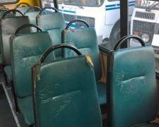 Маршрутки-призраки и дырявые автобусы - остался месяц до повышения стоимости проезда в Мариуполе (ФОТО)