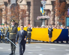 Президент Зеленский ввел новый праздник в Украине (ТРАНСЛЯЦИЯ ПАРАДА)