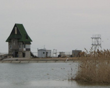 Жители приазовского села помешали украинским военным построить укрытие