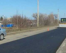 Участок дороги Славянск - Мариуполь отремонтировали и обустроили обочины