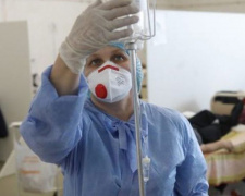 В Украине от коронавируса за сутки умерло до полутысячи человек, более полусотни из них – на Донетчине