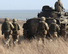Украинские позиции вблизи Мариуполя обстреливают из гранатометов и стрелкового оружия