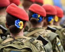 В Украине значительно сократят список профессий военнообязанных женщин – разъяснения Минобороны