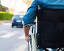 В Мариуполе люди с инвалидностью смогут передвигаться по дороге без препятствий