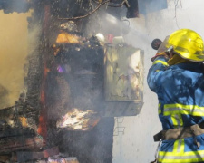 В частном секторе Мариуполя сгорел дом (ФОТО)
