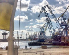 Задержанное в России судно вернулось в Мариуполь