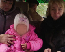 В Донецкой области ребенок четыре года прожил в заброшенном доме (ФОТО)