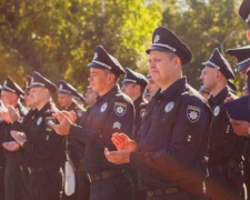 Мариупольцы после 30 смогут стать патрульными с зарплатой от 10 тысяч гривен