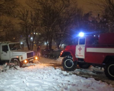 Спасатели освободили из снежного плена 26 авто мариупольцев (ФОТО+ВИДЕО)
