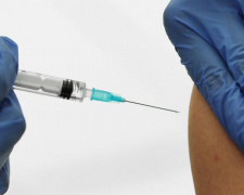 Где и какими вакцинами прививают от COVID-19 в Мариуполе