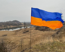 Під тимчасово окупованим Донецьком знову замайорів український прапор – подробиці