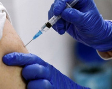 В Украине стартовал пятый этап вакцинации против COVID-19. Как записаться на прививку?