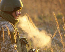 На Донбассе обстрелы из машин пехоты. Два солдата ВСУ ранены