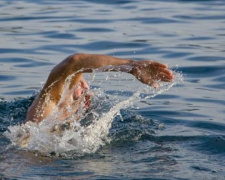 Опасные воды: в Мариуполе вернули на берег 39 купающихся