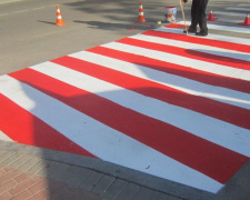 «Остановка есть, а перехода нет»: в Мариуполе просят создать условия для пешеходов