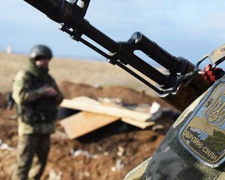 Позиции украинских военных под Мариуполем обстреляли из пулеметов и гранатометов