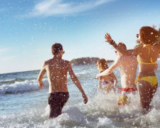 Лето на Азовском море: сколько стоит отдых на курортах Бердянска?