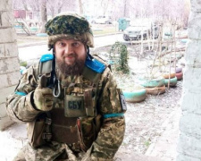 «Його історію має знати Україна!»: історія про героїчного полковника СБУ, який загинув у Маріуполі