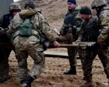 Обострение на Донбассе: четверо погибших, десять раненых украинских бойцов за ночь